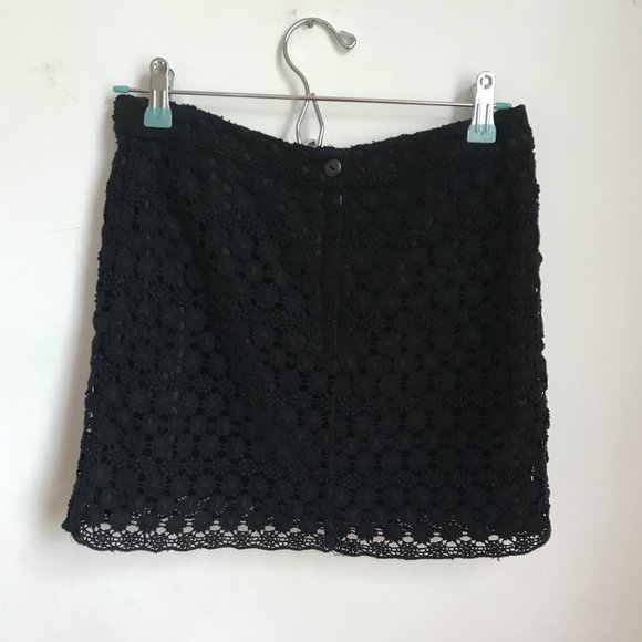 Black Lacey Mini Skirt - Picture 2 of 3